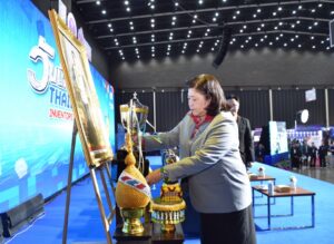 โรงเรียนพิบูลมังสาหาร จ.อุบลราชธานี คว้ารางวัลชนะเลิศถ้วยพระราชทานฯ Drone Mission ในงานวันนักประดิษฐ์ 2567