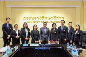 รองปลัด ศธ. “ธนู” นั่งหัวโต๊ะ ผนึกกำลังภาคีเครือข่าย ติดอาวุธการจัดการทางการเงินให้ “ครูรุ่นใหญ่ เกษียณแสนสุข” 
