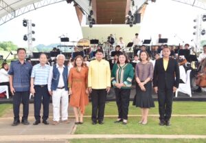 Soft Power “วัฒนธรรมดนตรีเพื่อพลังสร้างสรรค์เศรษฐกิจใหม่”วช. นำผลงานวิจัยประวัติศาสตร์ท้องถิ่น ผสานการเรียนรู้ศิลปวัฒนธรรม นำเสนอโดยการเรียงร้อยของศิลปินและวงไทยซิมโฟนีออร์เคสตร้าในงาน “เมืองแมนแดนสวรรค์ พาสาน ปากน้ำโพ“ จ.นครสวรรค์