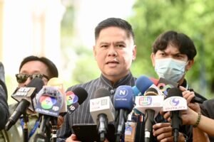 “วราวุธ” รมว.พม. เผย สภาพภูมิอากาศ ส่งผลภัยธรรมชาติทวีความรุนแรง กระทบวิถีชีวิตประชาชน-กลุ่มเปราะบาง บอก เตรียมปรับตัว