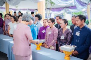 สมเด็จพระกนิษฐาธิราชเจ้า กรมสมเด็จพระเทพรัตนราชสุดาฯ สยามบรมราชกุมารี เสด็จพระราชดำเนินไปในงานวันคล้ายวันสถาปนา รร.ปิยชาติพัฒนา ในพระบรมราชูปถัมป์ อ.บ้านนา จ.นครนายก