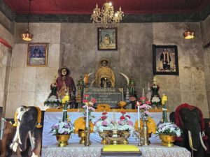 รำบูชาศรัทธาเจ้าพ่อเขาใหญ่ บนผืนป่ามรดกโลก กว่า 400 ชีวิต