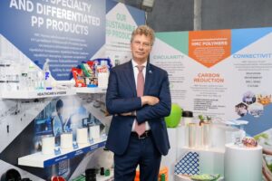 HMC Polymers เผยทิศทางธุรกิจปี 2025 ชูแนวคิด “NEVER STOP INNOVATING, NEVER-ENDING SMILES” เดินหน้านวัตกรรมเม็ดพลาสติก PP ตอบโจทย์อุตสาหกรรมยุคใหม่ ควบคู่ความยั่งยืน เตรียมกวาดรายได้ทะลุ 3 หมื่นล้าน 