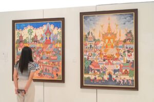 ไอคอนสยาม ขอเชิญร่วมค้นหา สำรวจ และตีความ “ความเป็นไทย” ผ่านงานศิลปะในมุมมองของศิลปินรุ่นเยาว์ จากมหาวิทยาลัยเพาะช่างฯ วันนี้ – 16 เมษายน 2568 