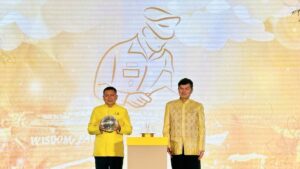 เปิดแล้วอย่างยิ่งใหญ่มหกรรมเฉลิมพระเกียรติฯ สืบสานงานพ่อ พัฒนาส่งต่ออาชีพที่ยั่งยืน