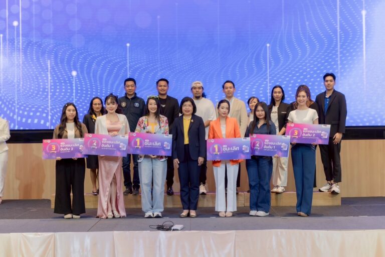กรมพัฒนาธุรกิจการค้า จัดกิจกรรม GURU Talk เผยเคล็ดลับทางธุรกิจจาก 3 กูรูชื่อดังบนโลกออนไลน์ ภายใต้หัวข้อ ‘Check ก่อนช็อป มั่นใจชัวร์ ด้วย DBD Registered’ พร้อมมอบรางวัล ‘DBD Registered Short Clip Challenge 2025’