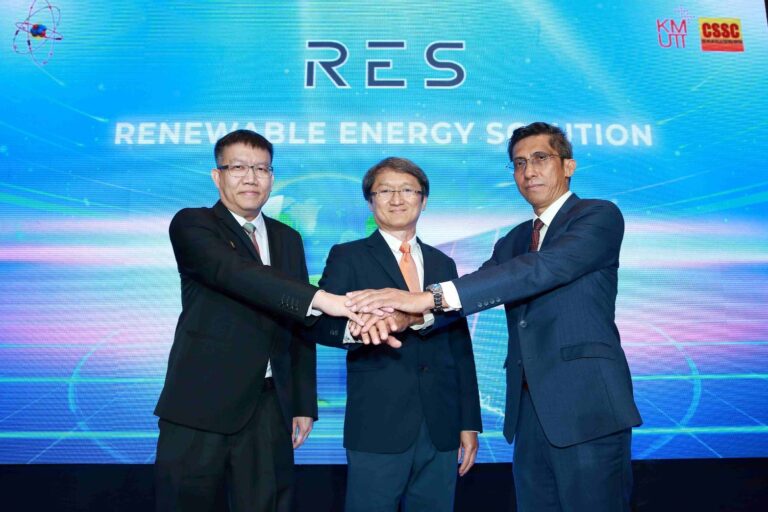 อาร์อีเอสรีนิวเอเบิลเอนเนอร์ยี่โซลูชั่น (RES) เปิดตัว “เครื่องมือตรวจวัดประสิทธิภาพแผงโซลาร์เซลล์ที่มีความยาวเกิน 2 เมตร” เครื่องแรกในไทยและอาเซียน