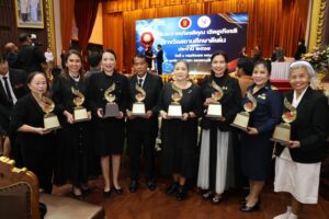 สช. ร่วมกับ สมาคมการศึกษาเอกชนนอกระบบ (ประเทศไทย) จัดพิธีอย่างยิ่งใหญ่ มอบใบประกาศนียบัตรแก่นักเรียนที่สำเร็จการศึกษาจากโรงเรียนเอกชนนอกระบบ กว่า 1,000 คน