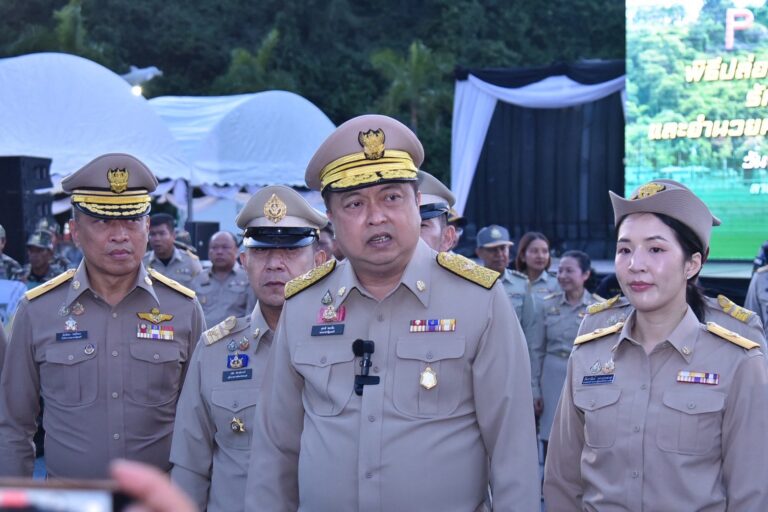 รมว.ทส. “สุชาติ ชมกลิ่น” เดินหน้านโยบาย “อนุทิน” เตรียมความพร้อมอากาศยาน รับมือปัญหาหมอกควัน ไฟป่า และฝุ่นพิษ PM2.5