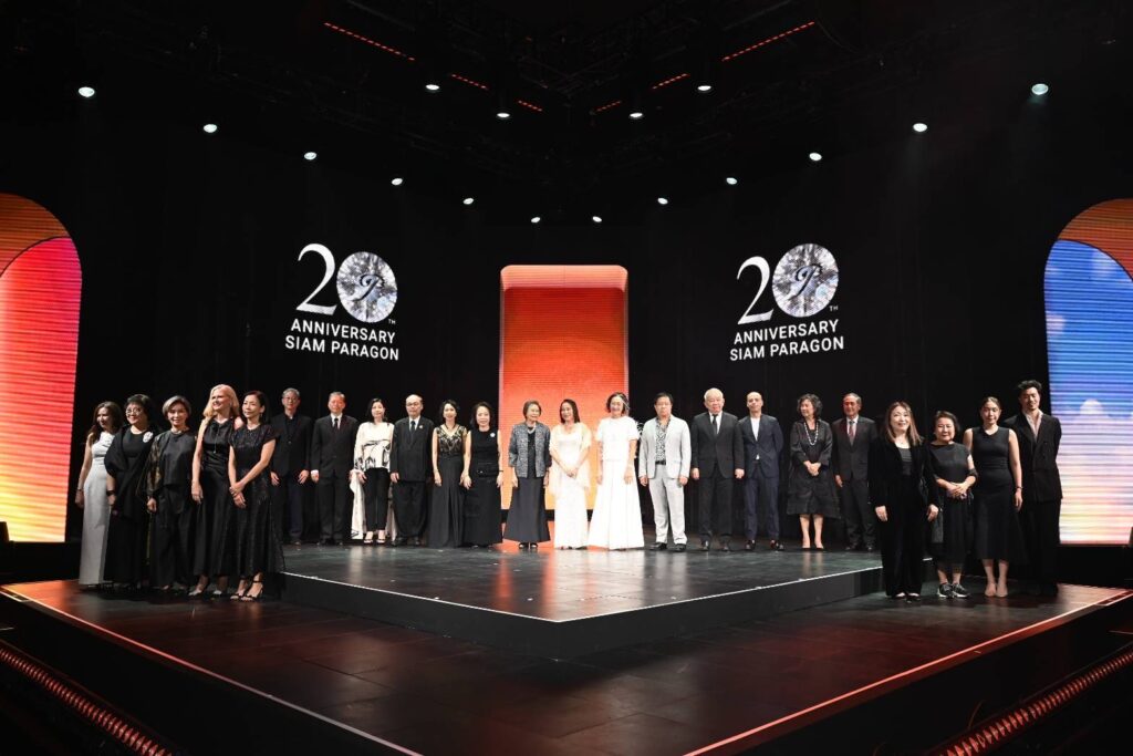 สยามพารากอน ฉลอง 20 ปี “Siam Paragon 20th Anniversary: A Journey of Extraordinary Dreams” เนรมิตพื้นที่แห่งความสุขทุกตารางเมตร  ยกทัพศิลปินดังร่วมมอบประสบการณ์เหนือระดับ 