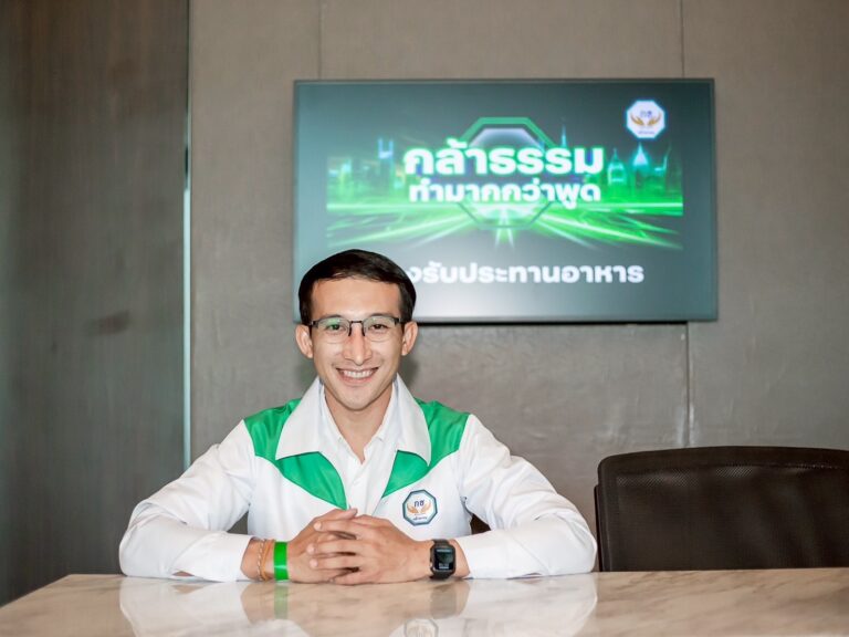 ถอดบทเรียนชีวิต ‘โอ๊ต–ณัฐพงศ์เข็มศิริ’ เมื่อโอกาสไม่ถูกให้แต่ต้องสร้างขึ้นเองจากพื้นที่จริง “ไม่ใช่คนดังไม่ใช่ลูกหลานนักการเมืองแต่ขอเป็นคนที่ชาวบ้านเรียกหาได้”