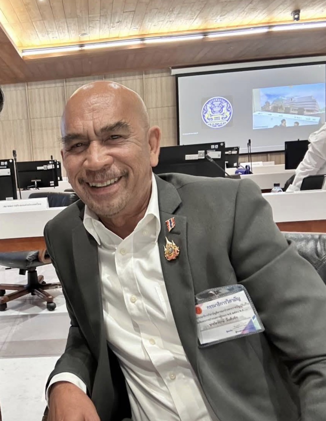 สมาคมการประมงฯเผย วิกฤต น้ำมันแพง ส่งผล ผู้ประกอบการประมงหยุดออกเรือแล้วกว่าร้อยละ 40 ขณะที่มาตรการสนับสนุนการใช้น้ำมัน B20 ของภาครัฐที่ยังไม่มีความชัดเจน ย้ำอาจกระทบต่อความมั่นคงทางอาหารทะเลของประเทศในระยะยาว